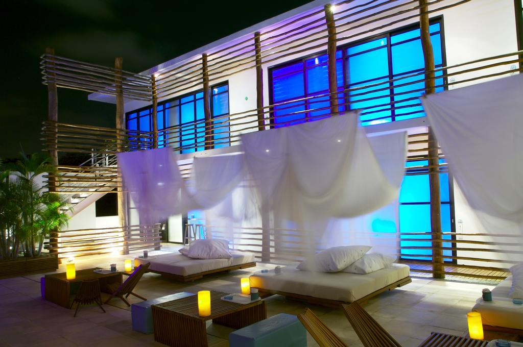 Deseo Hotel Playa del Carmen Exterior photo