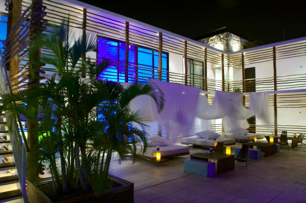 Deseo Hotel Playa del Carmen Exterior photo